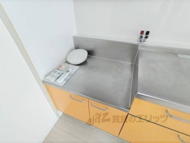 キッチン　コンロ置場