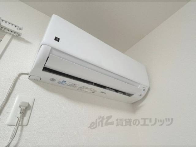 洋室　エアコン