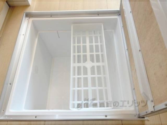 キッチン　床下収納