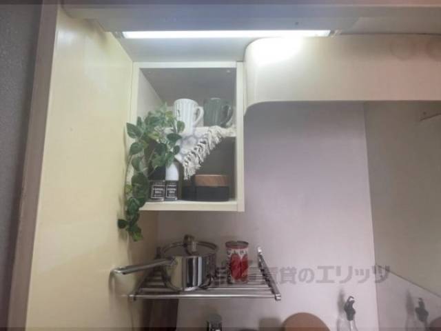 キッチン　上収納