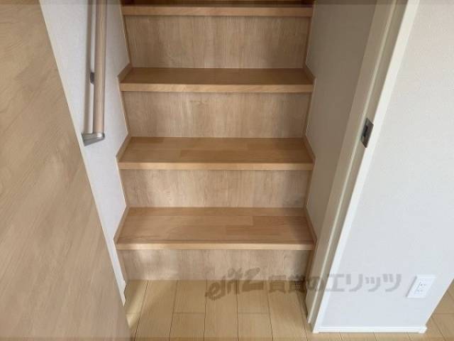 洋室　ロフト階段