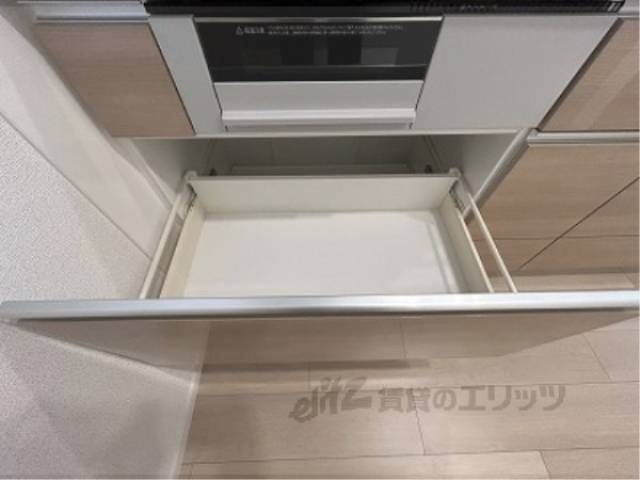 キッチン　下部収納