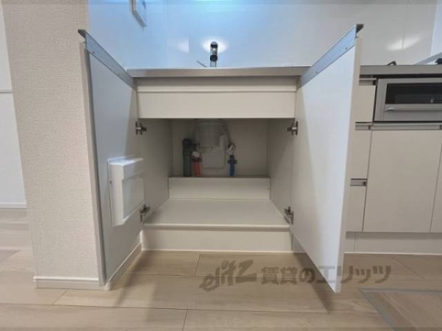 キッチン　収納