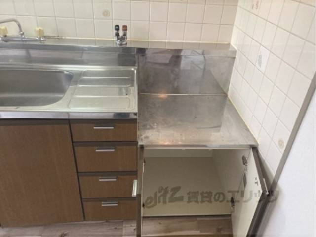 キッチン　コンロ置場