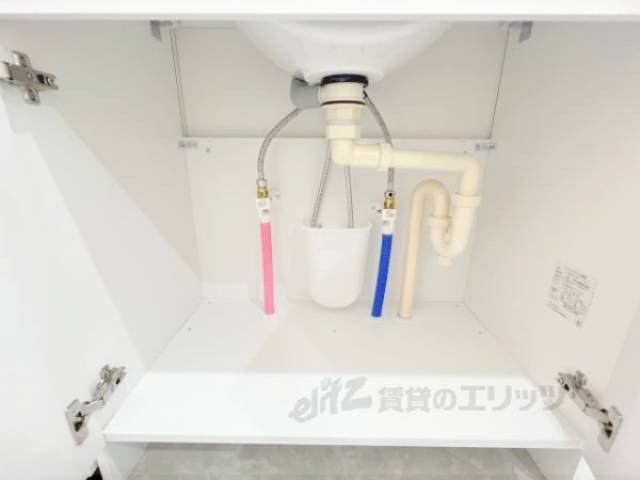 洗面所　収納下部