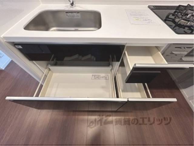 キッチン　下部収納