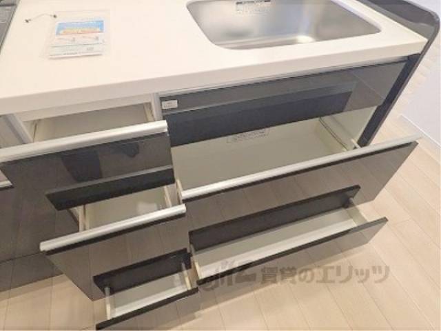 キッチン　キッチン下部収納