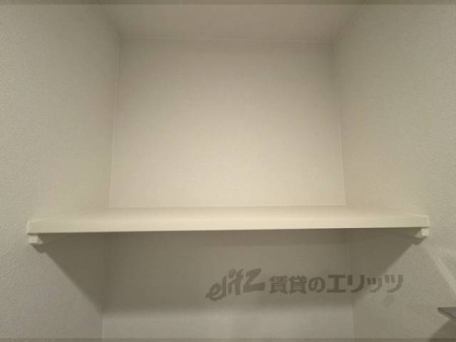 トイレ　トイレ収納