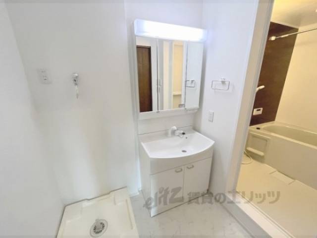 洗面所　独立洗面台