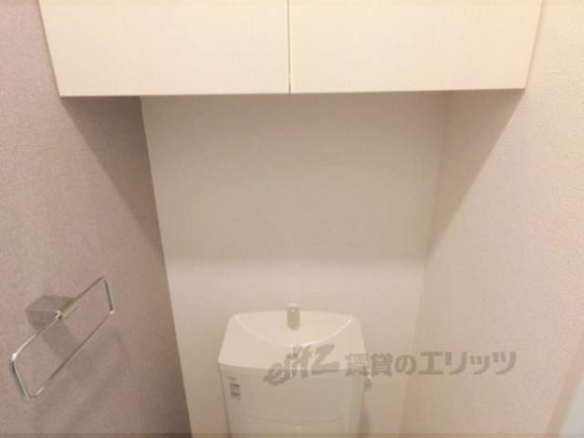 トイレ収納棚
