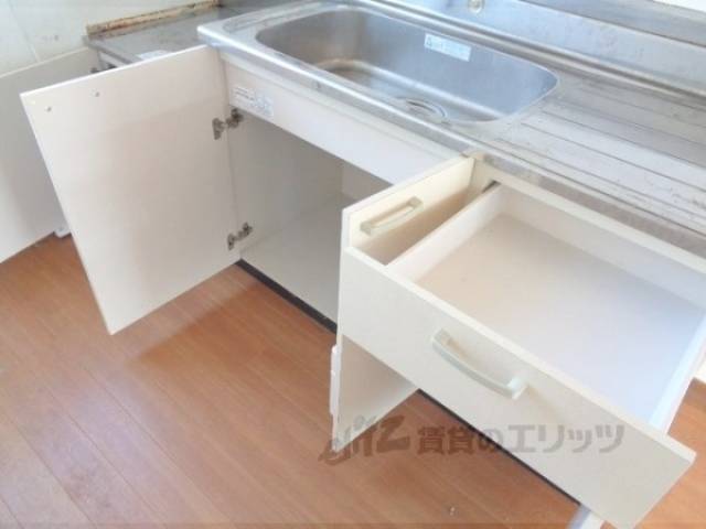 キッチン　収納