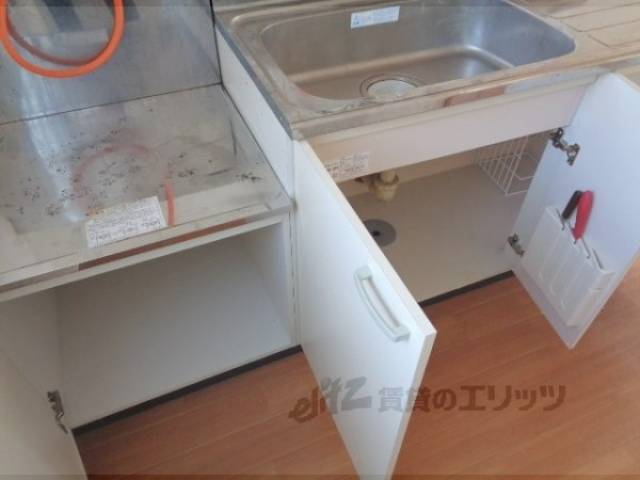 キッチン　収納