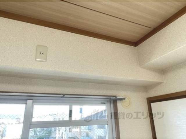 エアコン　設置場所