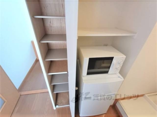 冷蔵庫置場　冷蔵庫