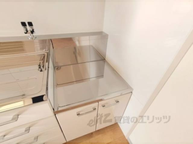 キッチン　コンロ置場