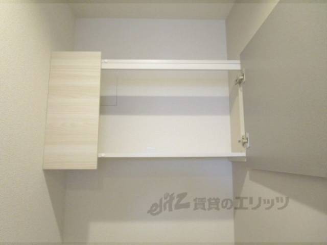トイレ　収納