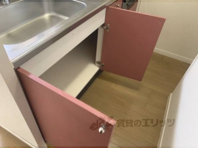 キッチン　下収納