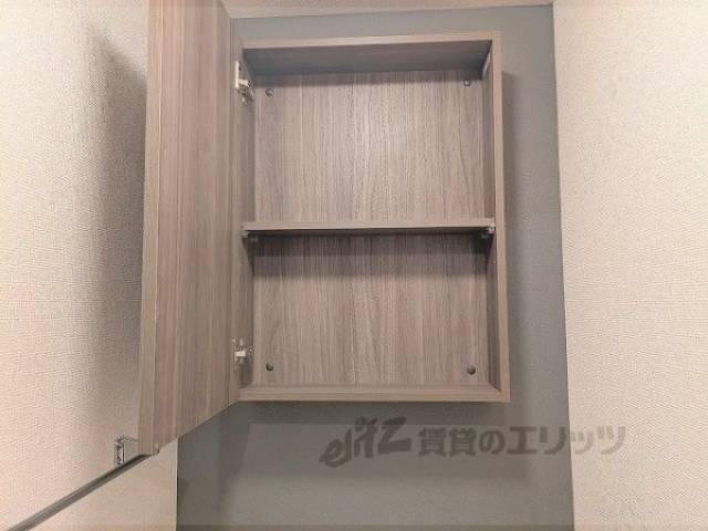 トイレ　トイレ収納