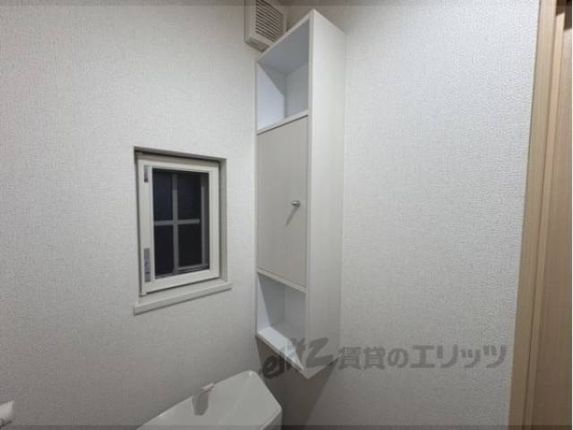 トイレ　収納