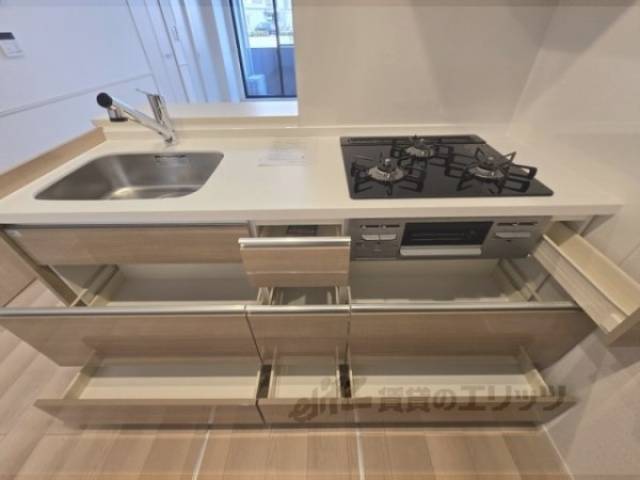 キッチン　収納