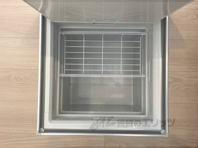 収納　床下収納