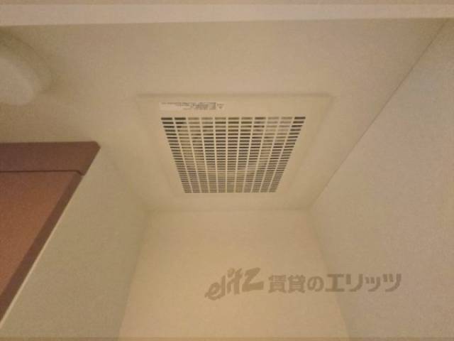 キッチン　換気扇