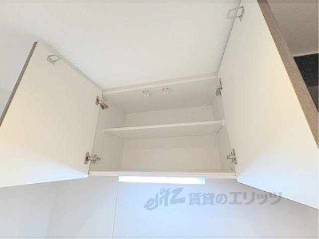 キッチン　キッチン上部収納