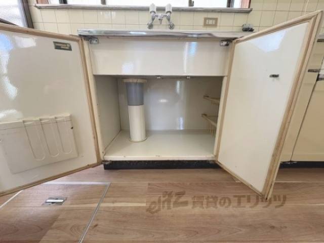 キッチン　収納