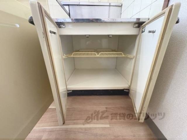 キッチン　収納