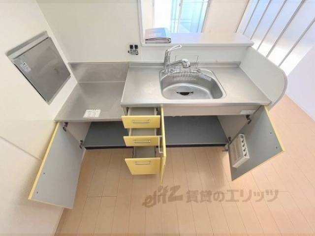 キッチン　収納