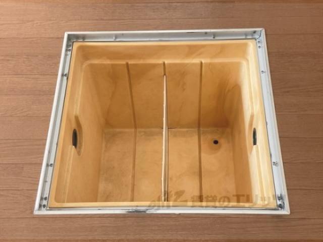 キッチン　床下収納