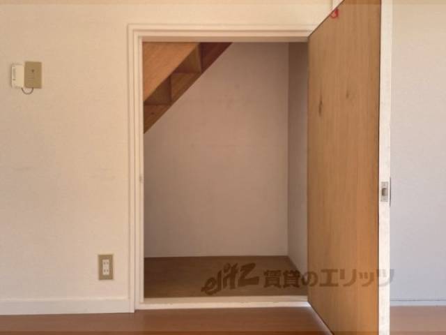 リビング　収納