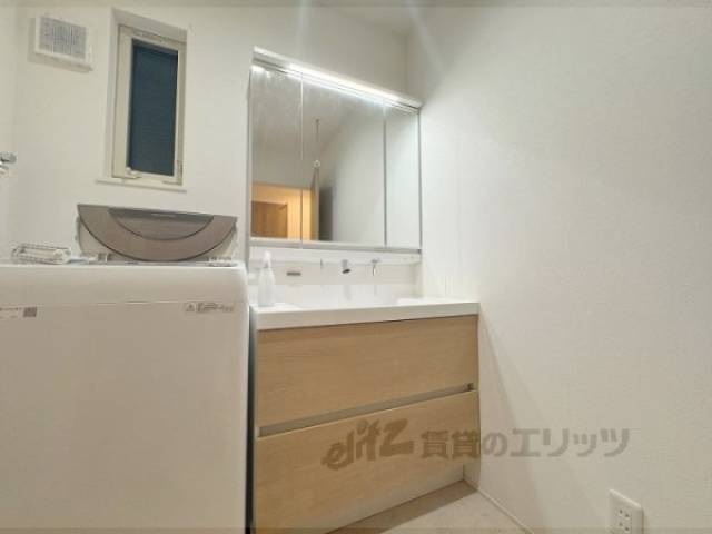 洗面所　独立洗面台