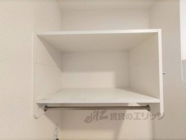 洗濯機置場　棚