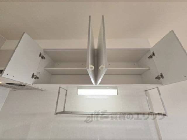 キッチン　上収納