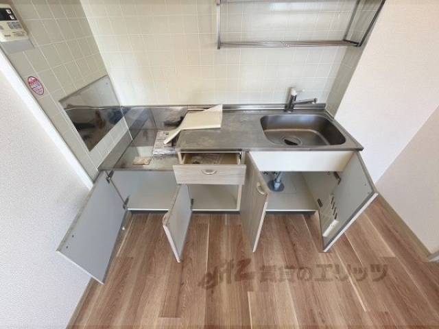 キッチン　収納