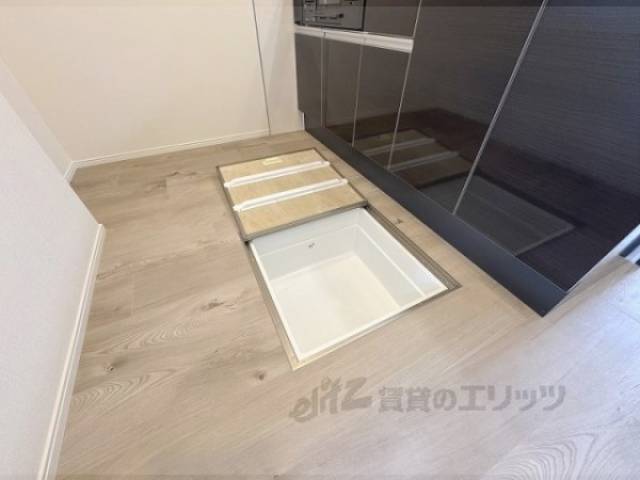 収納　床下収納