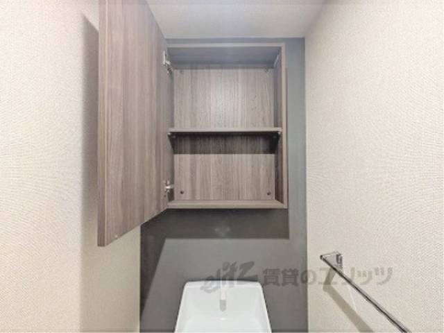 トイレ　トイレ収納