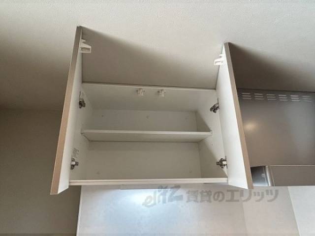 収納　キッチン上