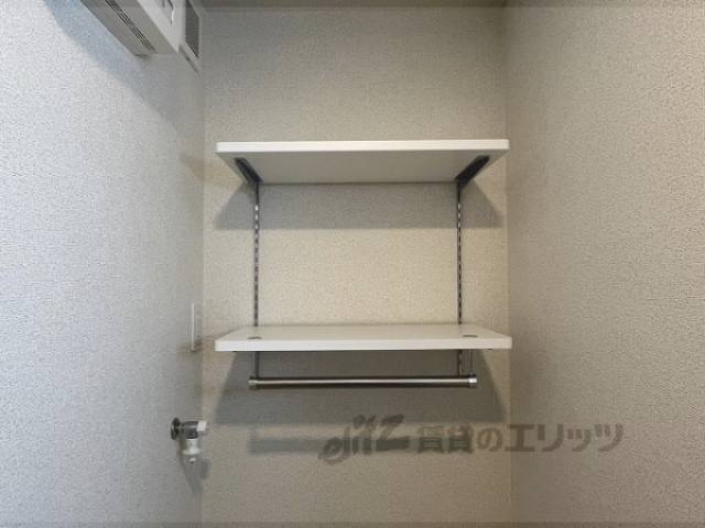 洗濯機置場　棚