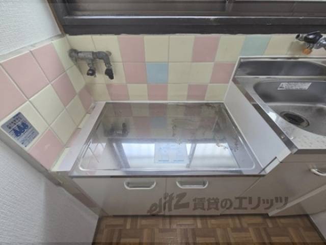 キッチン　コンロ置場