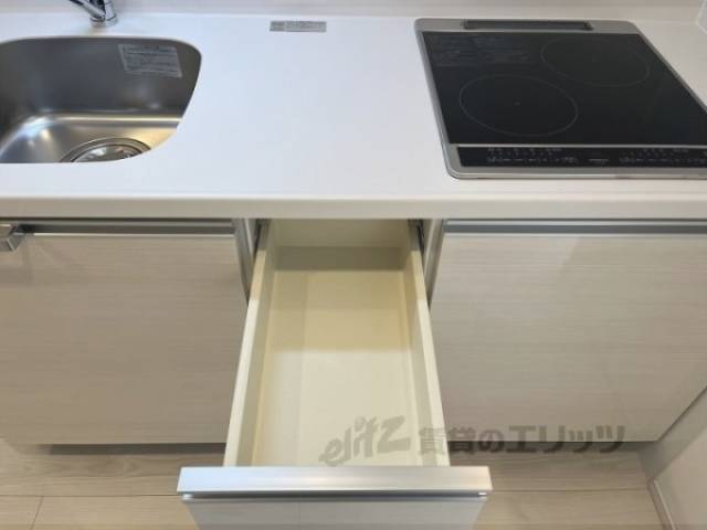 キッチン　引出