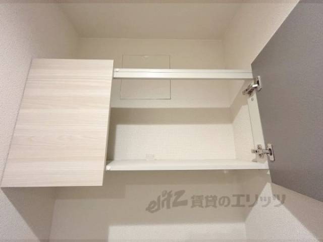 トイレ　トイレ収納