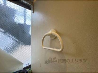 トイレ　タオル掛け