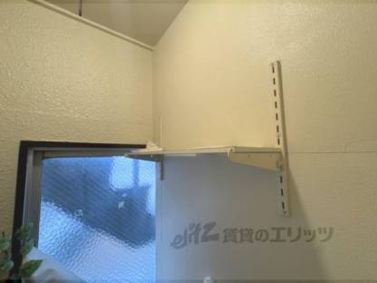 トイレ　物置