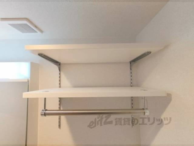 洗濯機置場　棚