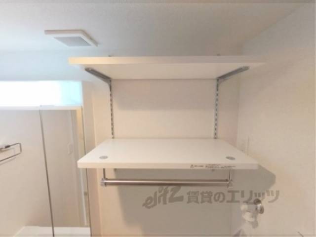 洗濯機置場　棚