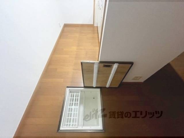 キッチン　床下収納