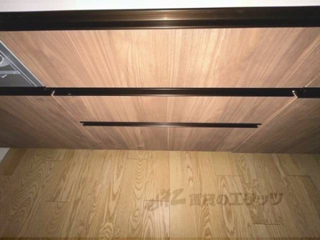 キッチン　下部収納