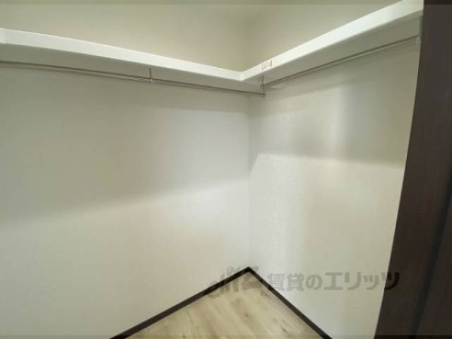 収納　ウォークインクローゼット